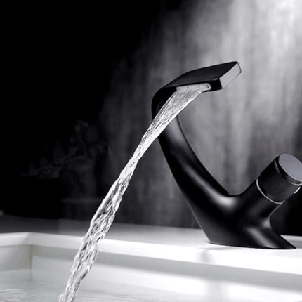 Nowoczesna Bateria Łazienkowa Dwa w Jednym – Elegancki Design i Funkcjonalność 0