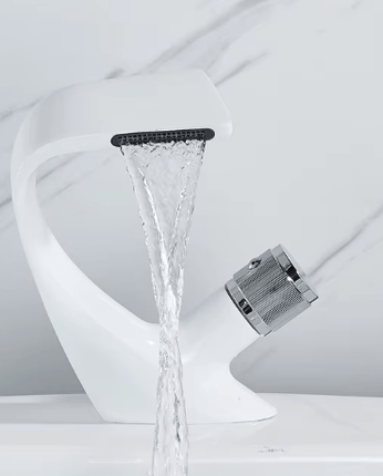 Nowoczesna Bateria Łazienkowa Dwa w Jednym – Elegancki Design i Funkcjonalność 3