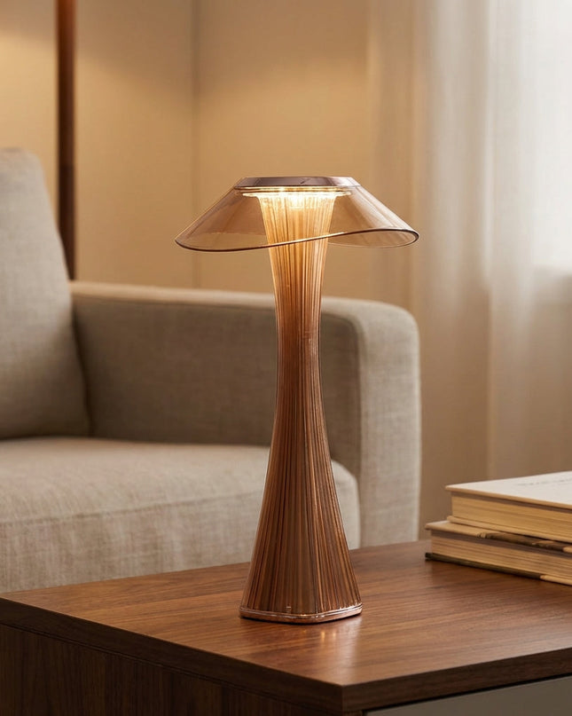 Nowoczesna lampa akcentująca z rzeźbiarskim designem, oferująca ciepłe światło idealne do 1