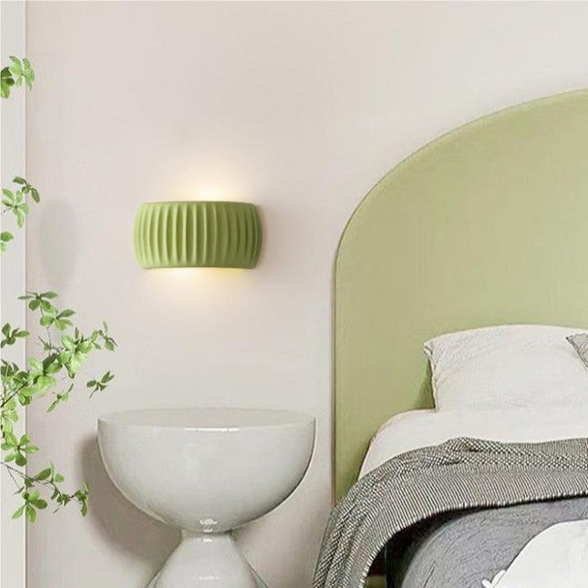 Nowoczesna Lampa Ścienna Art Deco z Żywicy – Kinkiet Ścienny w Zielonym, Pomarańczowym i Białym Kolorze 8