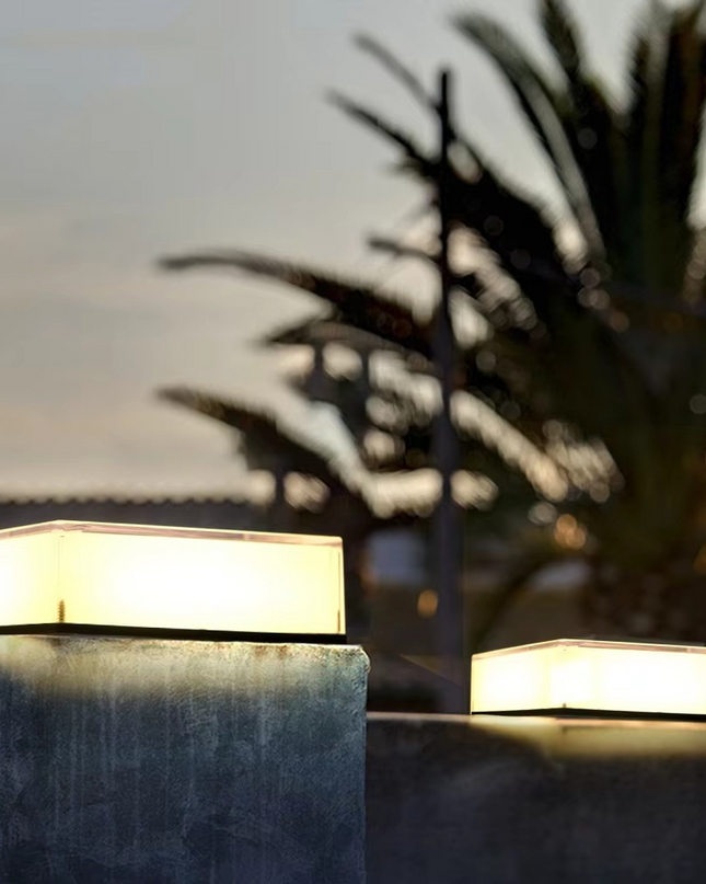 Nowoczesna Lampa Solarno-LED do Ogrodu, Wodoodporna, Ekologiczna, Stojąca, Energooszczędna, IP65, 2,4 W 1