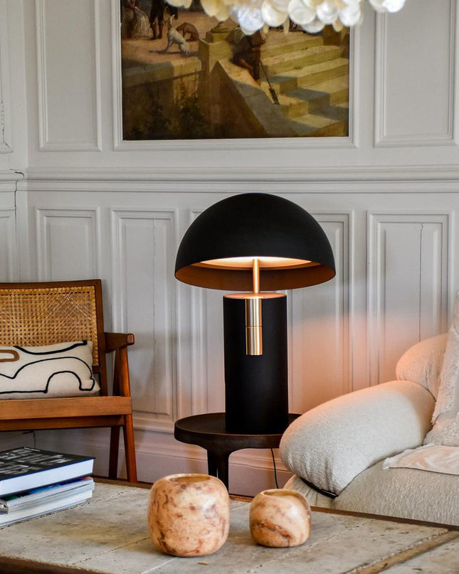 Nowoczesna Lampa Stołowa Szklana Avo z Pochyloną Pokrywą, 30 cm – Idealna do Salonów i Biura 3