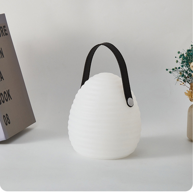 Nowoczesna Latarnia Zewnętrzna LED z Pilotem – 16 Kolorów, Trwała Konstrukcja, Ø16cm x 20cm 7