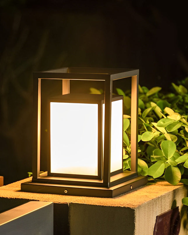 Nowoczesna Wodoodporna Lampa Ogrodowa LED na Energii Słonecznej – Czarna Stojąca Latarnia IP65 2