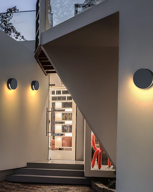 Nowoczesna Wodoodporna Lampa Zewnętrzna Nad Drzwi z Okrągłym Szkłem IP65 – Elegancka Lampa do Oświetlenia Domu i Tarasu 1