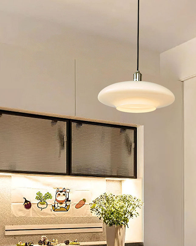 Nowoczesna lampa wisząca z białego szkła – Elegancka i minimalistyczna 3