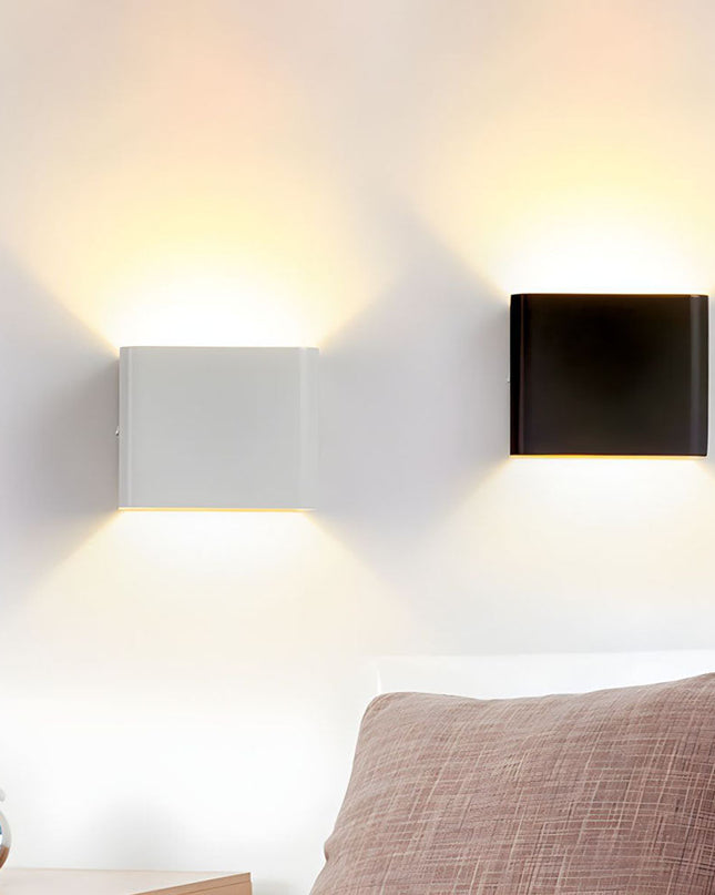 Nowoczesny Kinkiet LED Cubbon z Akrylu – Kompaktowy Kinkiet Ścienny do Sypialni i Przedpokoju 0