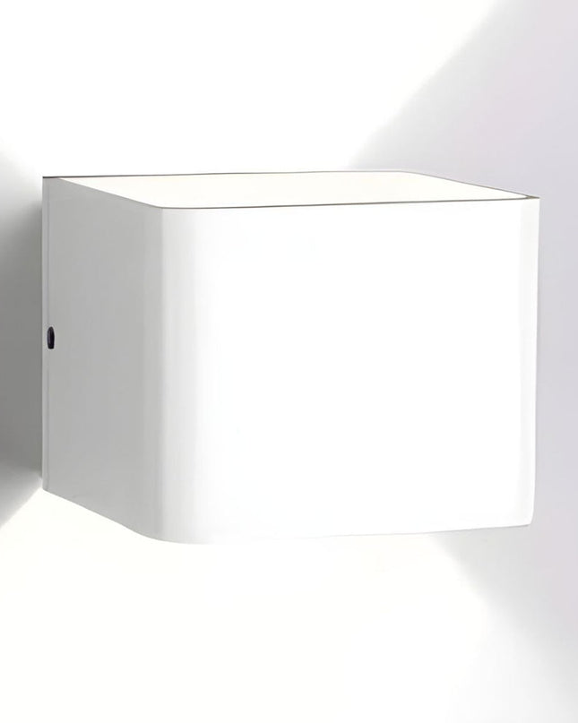 Nowoczesny Kinkiet LED Cubbon z Akrylu – Kompaktowy Kinkiet Ścienny do Sypialni i Przedpokoju 3