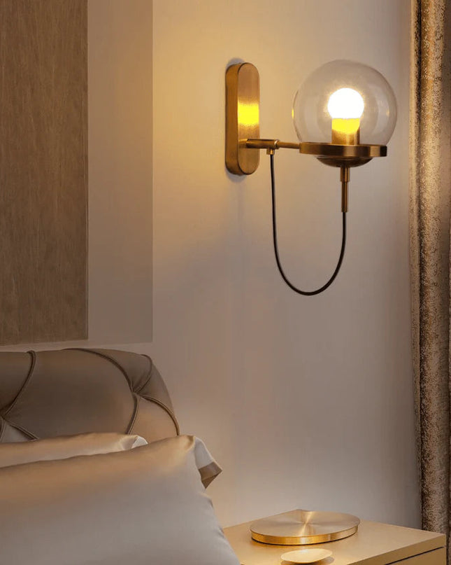 Nowoczesny Kinkiet Ścienny E27 z Żelaza i Szkła – Idealny do Sypialni i Korytarzy z Możliwością Przyciemniania 3