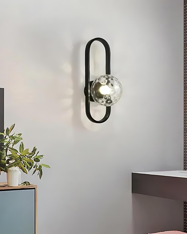 Nowoczesny Kinkiet Ścienny LED Camille z Szklanym Wzornictwem – Oświetlenie do Sypialni i Salonu, Metal i Matowe Szkło 4