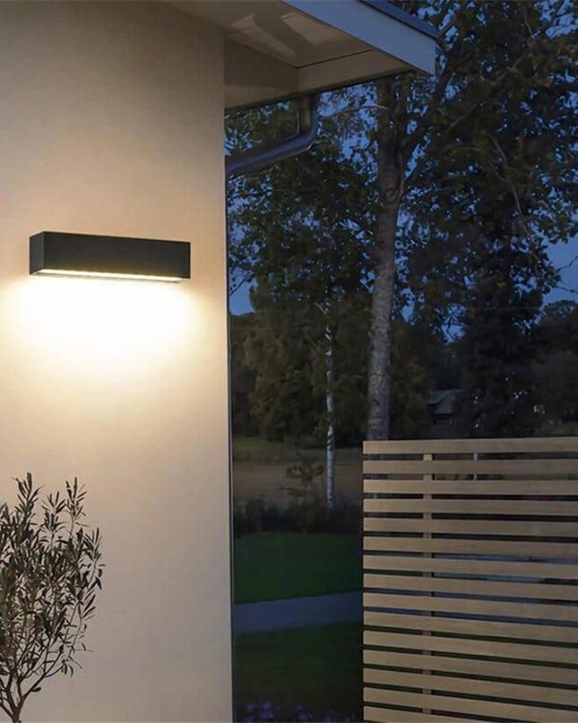 Nowoczesny Kinkiet Zewnętrzny LED Luminous Bar – Wodoodporny, Aluminium, Szkło Hartowane, Ciepłe Światło, IP65, 3 Rozmiary 0