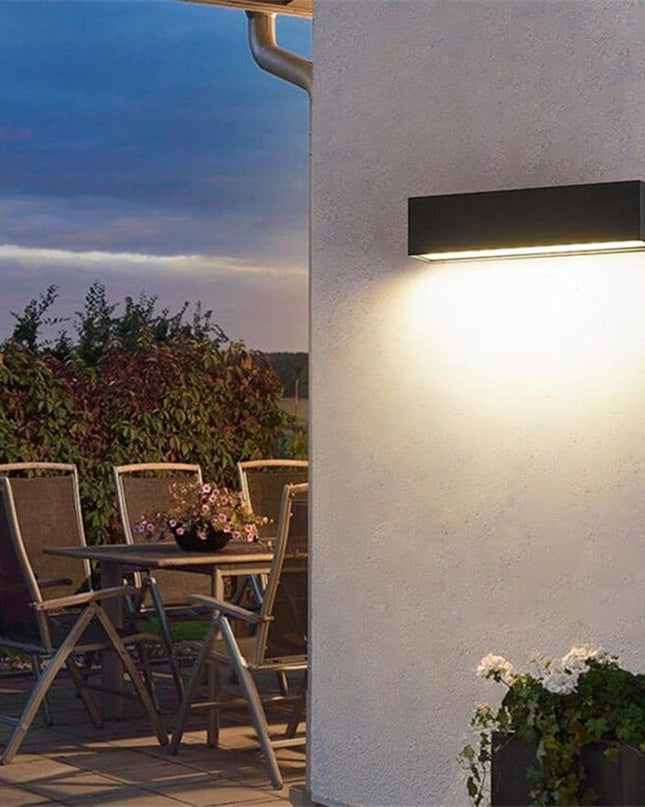 Nowoczesny Kinkiet Zewnętrzny LED Luminous Bar – Wodoodporny, Aluminium, Szkło Hartowane, Ciepłe Światło, IP65, 3 Rozmiary 3