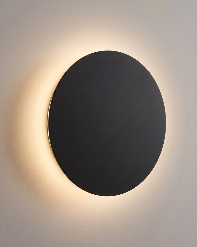 Okrągła lampa ścienna LED na baterie z funkcją dotykowego ściemniania, minimalistyczny design 1