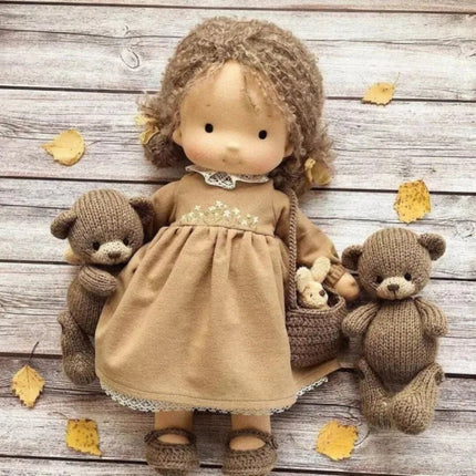 Pluszowa lalka w stylu waldorfskim do kreatywnej zabawy – zabawka podróżna w stylu Kawaii Design – 32 cm, ręcznie wykończone detale 3