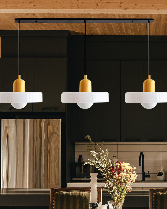 Potrójna Lampa Wisząca z Szklanymi Kloszami – Nowoczesne Oświetlenie do Jadalni i Salonu 13