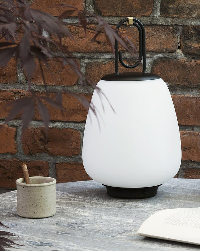 Przenośna Lampa Stołowa Bezprzewodowa z Wbudowaną Baterią – Elegancka Lampka Nocna do Użytku Wewnętrznego i Zewnętrznego 4