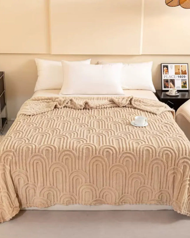 Puszysty Koc Polarowy w Kratę – Ultra Miękki, Elegancki, Ciepły Kocyk Polarowy do Domu i Podróży 2