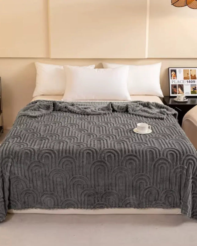 Puszysty Koc Polarowy w Kratę – Ultra Miękki, Elegancki, Ciepły Kocyk Polarowy do Domu i Podróży 8