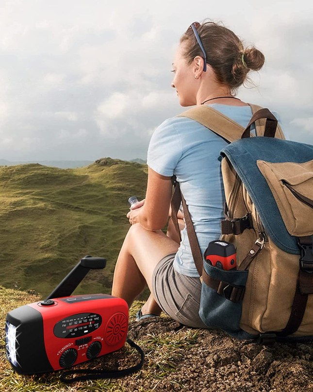 Radio awaryjne z korbką i zasilaniem solarnym – FM/AM, latarka, powerbank 2000 mAh, konstrukcja odporna na warunki atmosferyczne 2