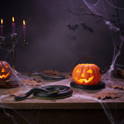 Realistyczna czarna zabawka wąż z miękkiej gumy na Halloween, 130 cm długości, idealna jako re 1