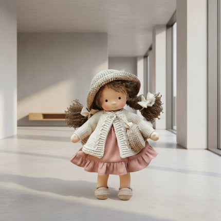 Ręcznie Robiona Lalka Waldorf z Bawełny 28 cm – Miękka i Urocza do Kreatywnej Zabawy 6
