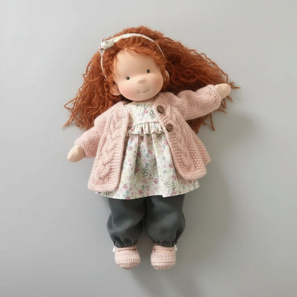Ręcznie Robiona Lalka Waldorf z Bawełny 28 cm – Miękka i Urocza do Kreatywnej Zabawy 8