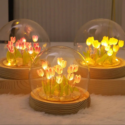 Ręcznie Robiona Lampka Nocna LED z Kwiatem Tulipana – Dekoracyjna Lampka Nocna do Sypialni na Baterie 2