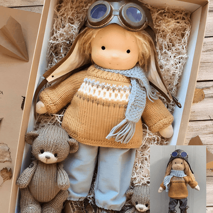 Ręcznie robiona pluszowa lalka Waldorf 35 cm z miękkiej bawełny i wełny – naturalne odcienie do kreatywnej zabawy 1
