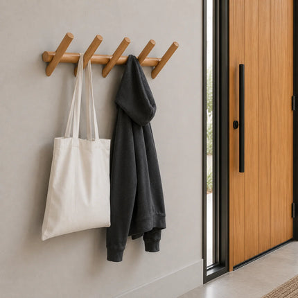 Regał ścienny z litego dębu w minimalistycznym skandynawskim designie, z haczykowym system 1