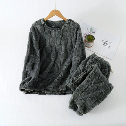 RelaxedNights | Piżama w kratkę na chłodne zimowe noce 2