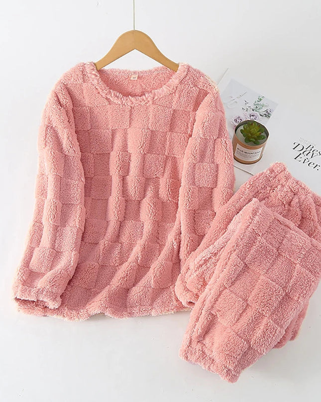 RelaxedNights | Piżama w kratkę na chłodne zimowe noce 5