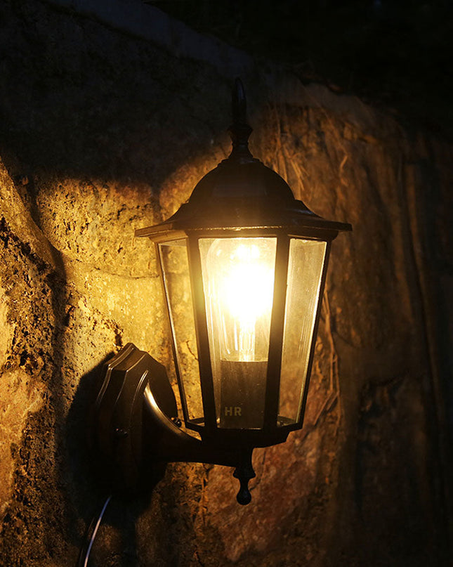 Retro Szklany Kinkiet Ogrodowy z Metalową Ramą – Stylowe Oświetlenie Zewnętrzne z Lampą Edisona, Aluminium i Szkło 2