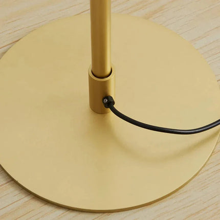 Ściemnialna lampa podłogowa LED z pilotem – elegancki, nowoczesny design do salonu 5
