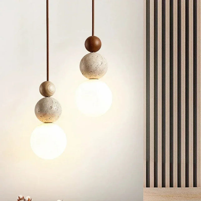 Skandynawska lampa wisząca z opalowym kloszem – minimalistyczny design w kształcie kuli 4