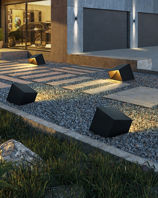 Solarny Lampa Ogrodowa z Wbudowanymi Diody LED IP65 – Kompaktowe Oświetlenie Zewnętrzne do Małych Przestrzeni 4