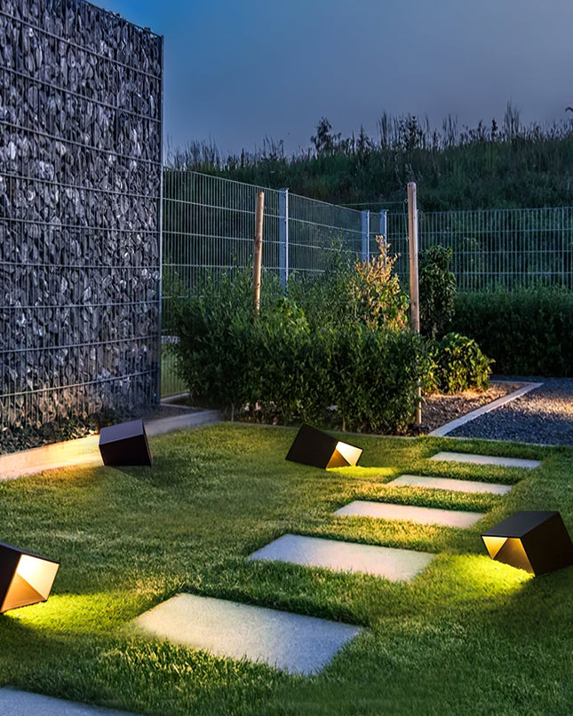 Solarny Lampa Ogrodowa z Wbudowanymi Diody LED IP65 – Kompaktowe Oświetlenie Zewnętrzne do Małych Przestrzeni 5