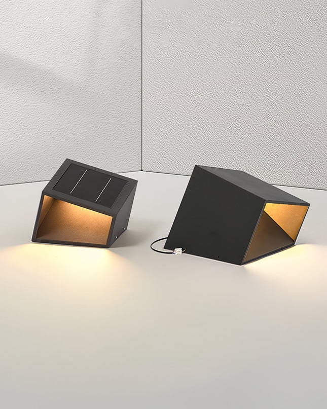 Solarny Lampa Ogrodowa z Wbudowanymi Diody LED IP65 – Kompaktowe Oświetlenie Zewnętrzne do Małych Przestrzeni 6