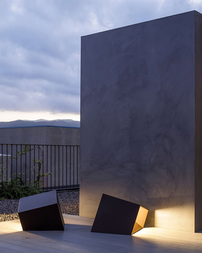 Solarny Lampa Ogrodowa z Wbudowanymi Diody LED IP65 – Kompaktowe Oświetlenie Zewnętrzne do Małych Przestrzeni 9