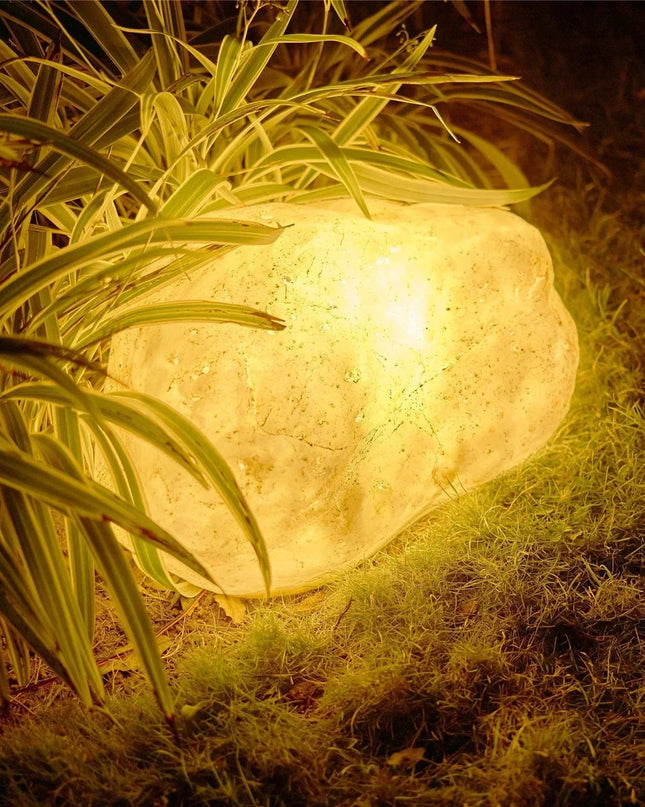 Stylowa Lampa Zewnętrzna Solarna Living Stone na Dom z Naturalnym Designem do Oświetlenia Ogrodu i Ścieżek 7