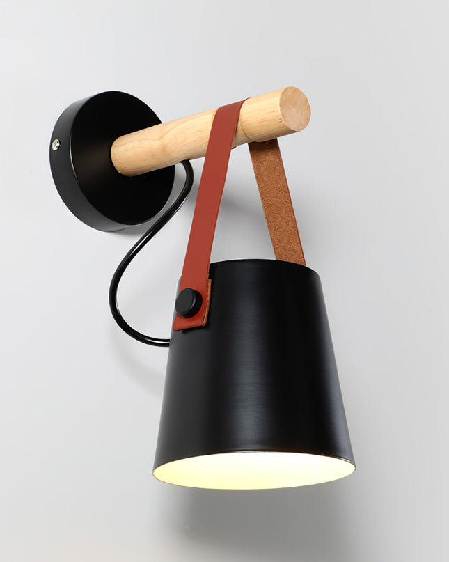 Stylowy Kinkiet Ścienny LED w Skandynawskim Stylu z Drewnem i Skórą – Idealny do Sypialni i Salonu 0