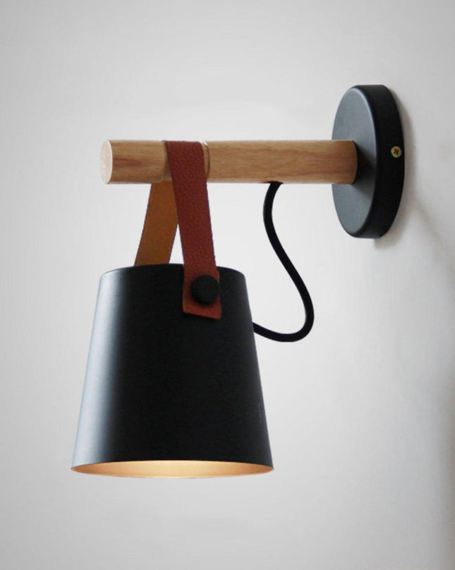 Stylowy Kinkiet Ścienny LED w Skandynawskim Stylu z Drewnem i Skórą – Idealny do Sypialni i Salonu 1