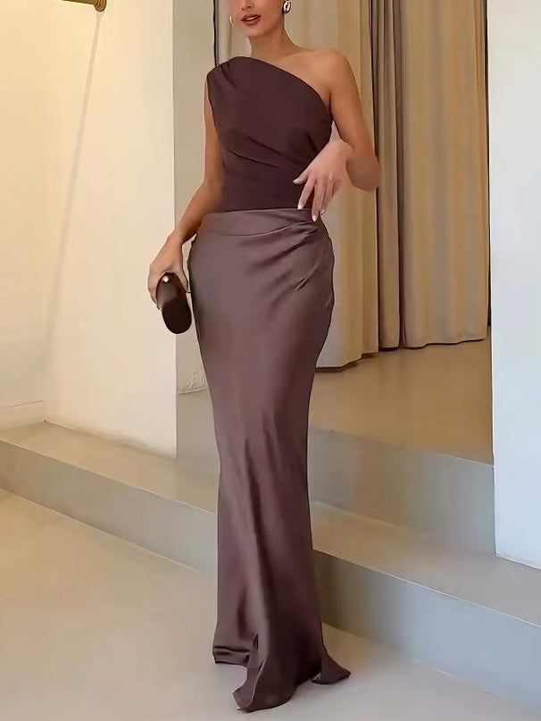 Sukienka maxi z plisami na jedno ramię i elegancją sięgającą do ziemi dla kobiet – formalna suknia wieczorowa w wielu kolorach 5