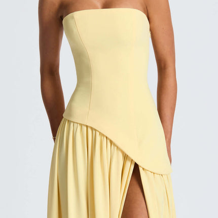 Suknia maxi z gorsetem bez ramiączek i asymetryczną, drapowaną spódnicą – elegancka suknia wieczorowa na formalne wesela i imprezy 5