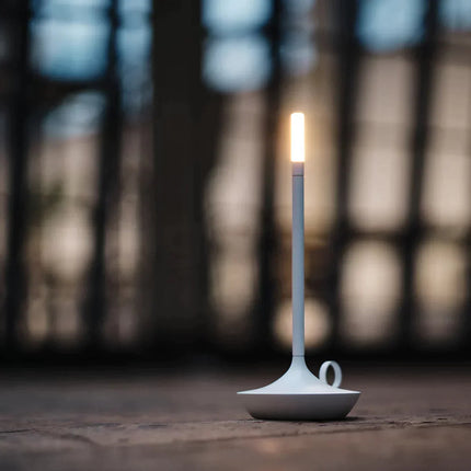 Świeca Giavi - Elegancka, Nowoczesna Świeca z Regulowanym Oświetleniem i Ładowaniem USB 3