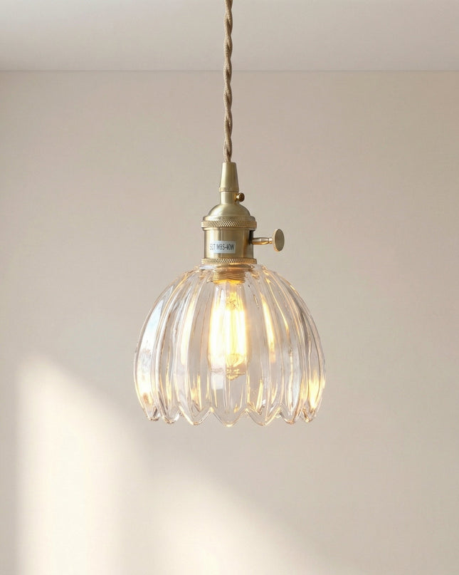 Szklana lampa wisząca z regulowaną wysokością – minimalistyczny japoński design do oświetlenia wiszącego w kuchni 6