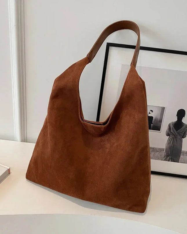 Torba na ramię z zamszu z regulowanym paskiem – modny i pojemny design 2