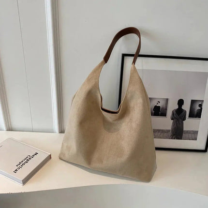 Torba na ramię z zamszu z regulowanym paskiem – modny i pojemny design 4