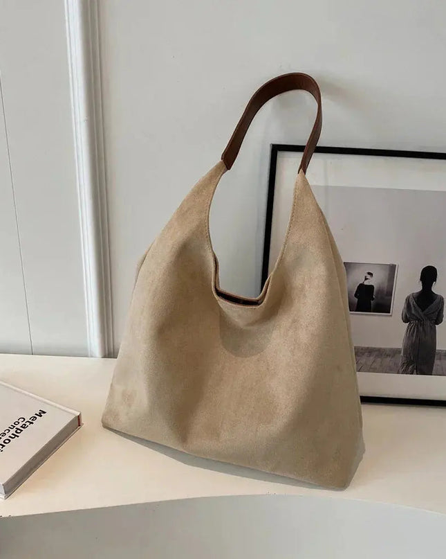 Torba na ramię z zamszu z regulowanym paskiem – modny i pojemny design 4