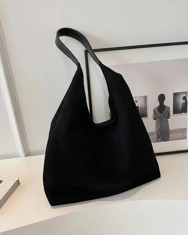 Torba na ramię z zamszu z regulowanym paskiem – modny i pojemny design 9