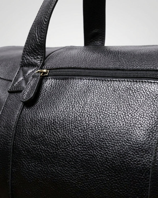 Torba podróżna z regulowanym paskiem na ramię i inteligentną organizacją – elegancki czarny design dla kobiet 1